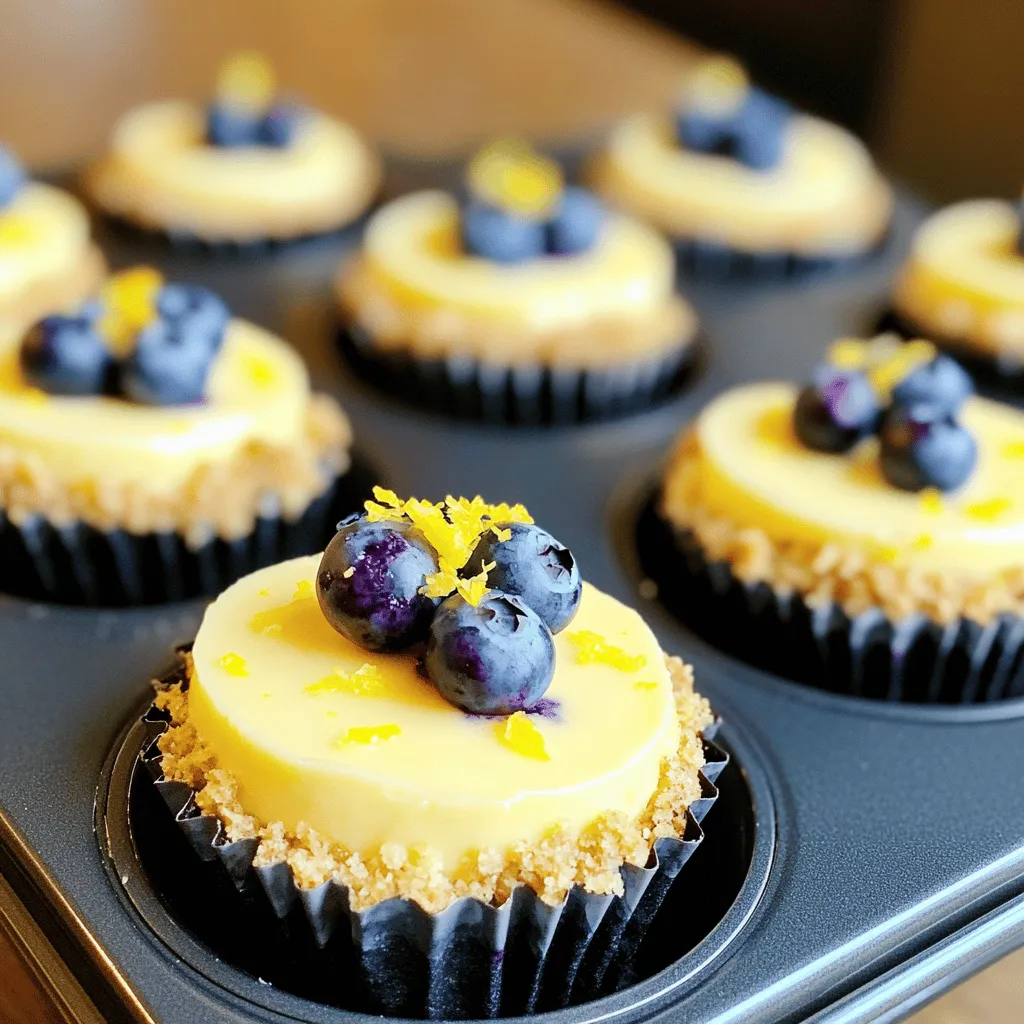 Mini Lemon Blueberry Cheesecakes Frisch und Köstlich